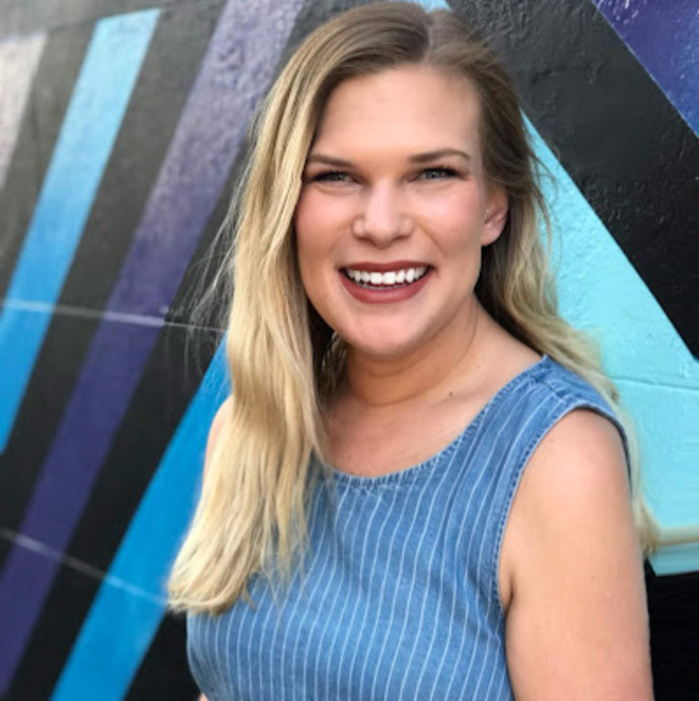 Meet your Posher, Paige